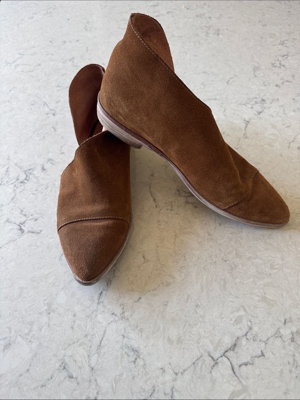 Free People Brown Suede Flats size 39